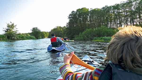 inflatble-canoes-children