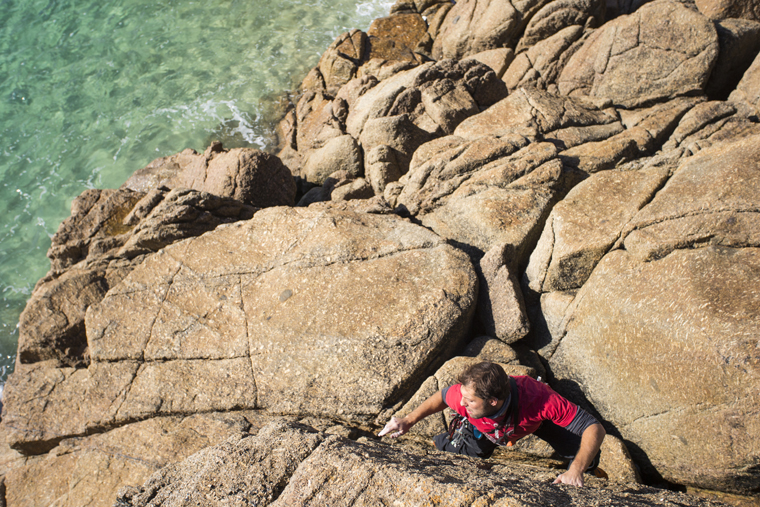 Cornwall's cliffs offer excellent climbing |Photo Visit Britain / Ben Selway