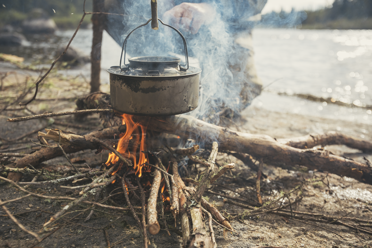 The Great British Bake Off, Ray Mears style | Photo Goh Iromoto