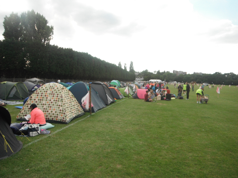 Tents of all shapes and sizes in the Wimbledon Queue
