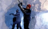 Skiers head to Scotland for bargain breaks