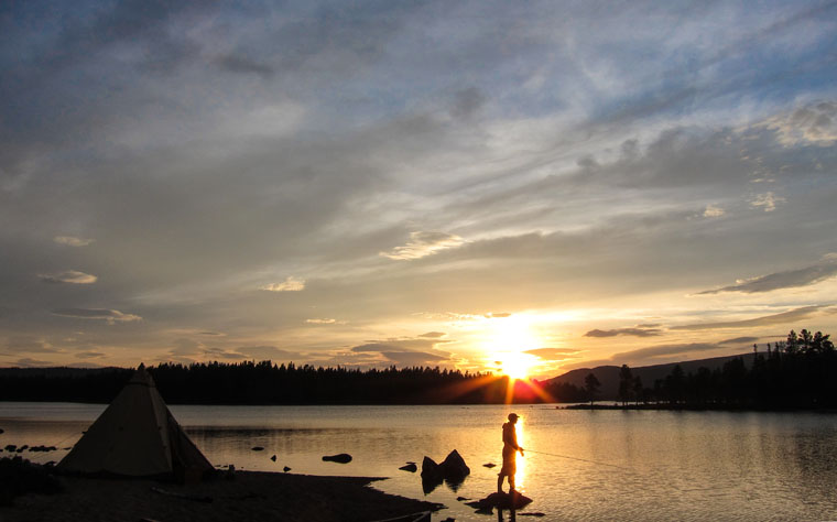 Tim Gent explores Northern Sweden by Canoe in our Paddling issue, out April | Susannah Gent 